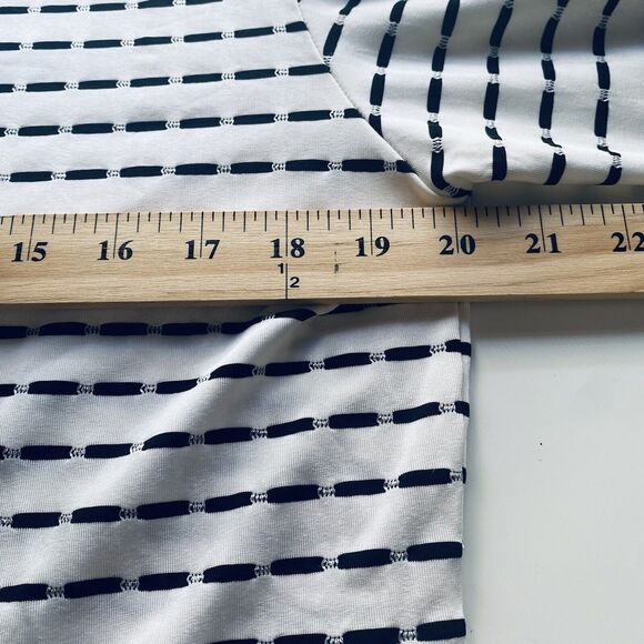 Chicos Travelers Jacket 2 Large White Black Full Zip Slinky Pockets Capsule USA - Picture 3 of 6